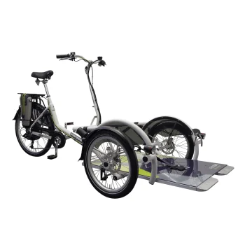 Bici con pedana per sedia a rotelle Van Raam VeloPlus vista di tre quarti